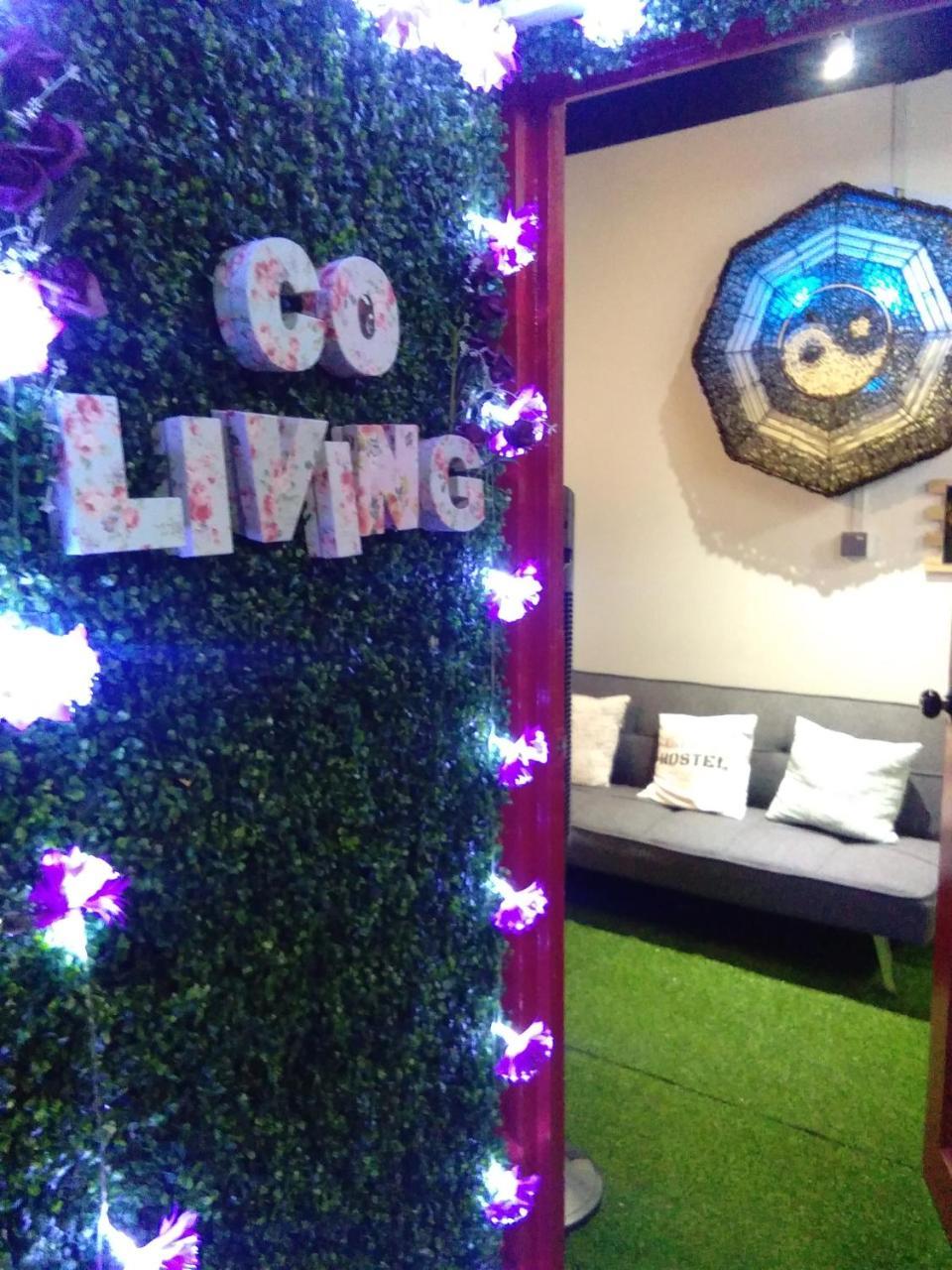 Co.Living Hostel Bandar Seri Begawan Bagian luar foto
