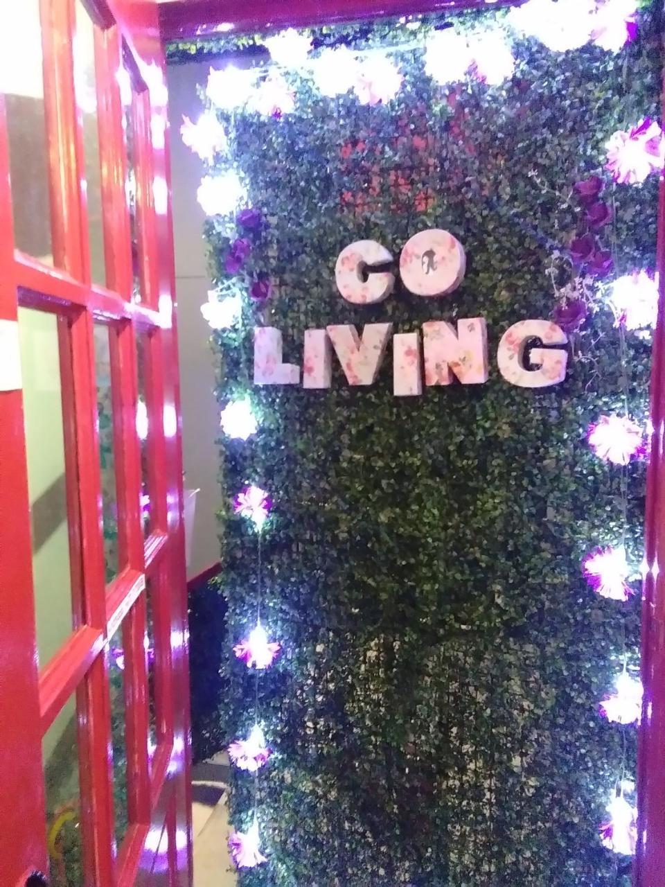 Co.Living Hostel Bandar Seri Begawan Bagian luar foto