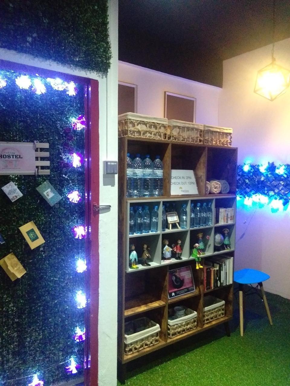 Co.Living Hostel Bandar Seri Begawan Bagian luar foto
