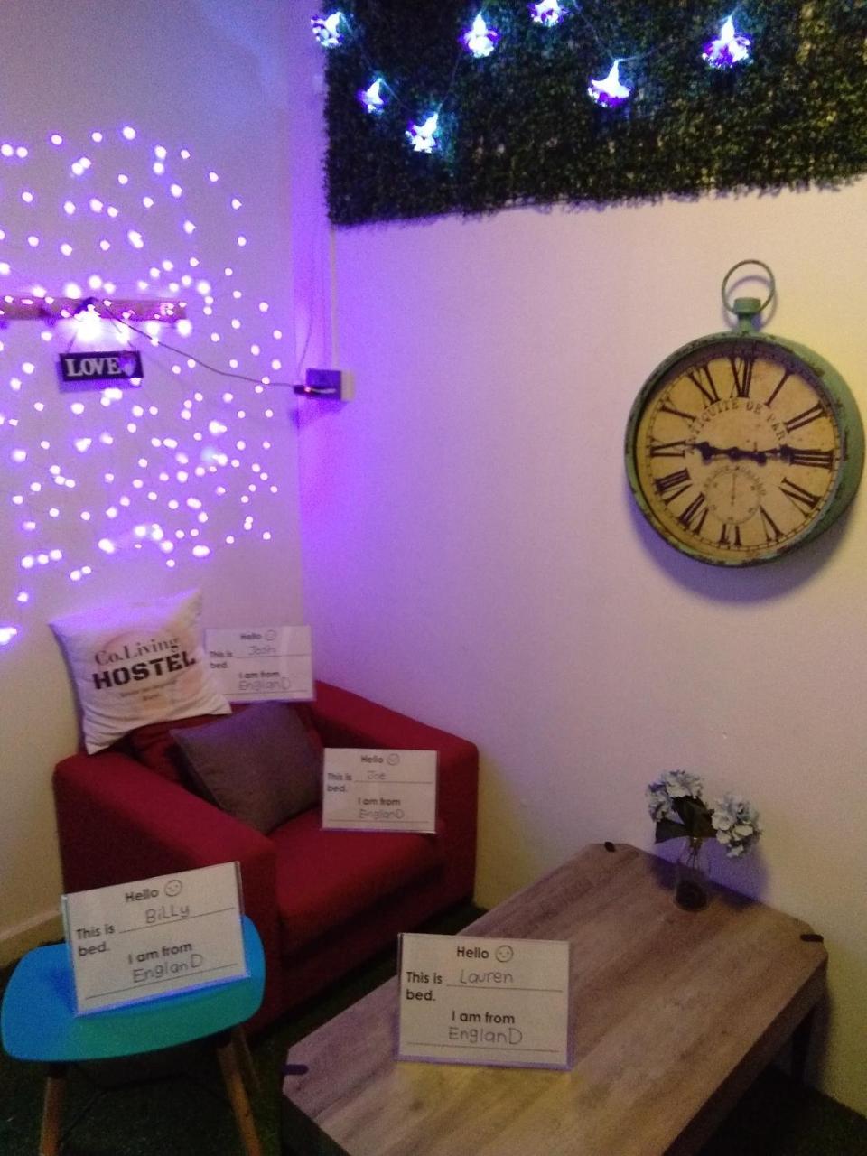 Co.Living Hostel Bandar Seri Begawan Bagian luar foto