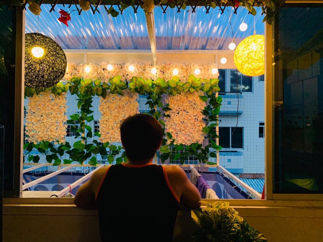 Co.Living Hostel Bandar Seri Begawan Bagian luar foto