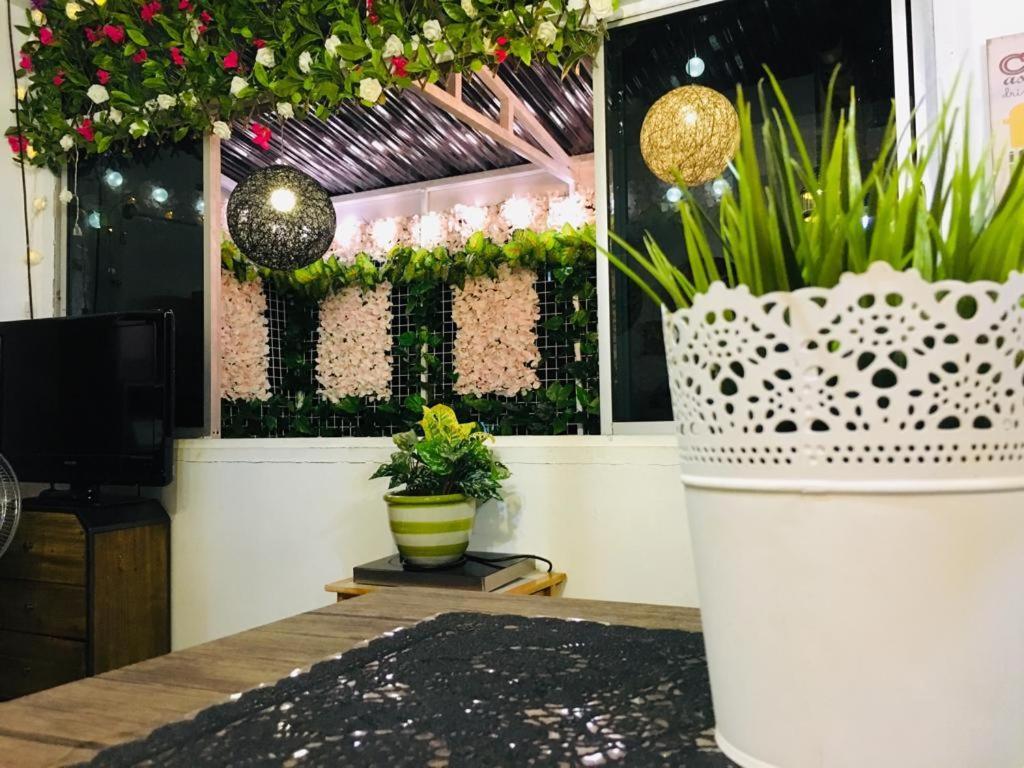 Co.Living Hostel Bandar Seri Begawan Bagian luar foto